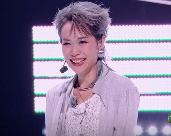浪姐排名来了 直播夜群魔乱舞