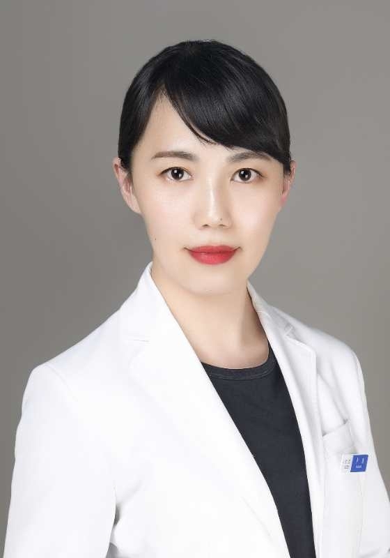 62岁大叔视力模糊3个月不见好，专家一招解决！