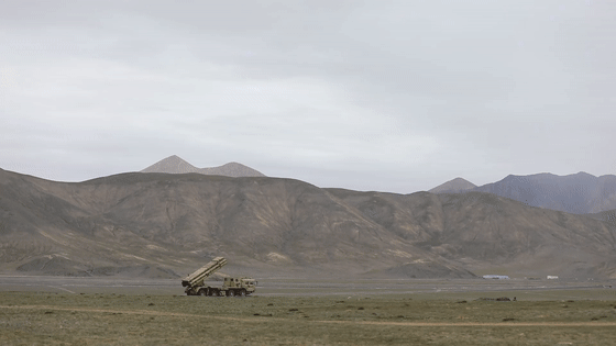 首次远火射击,全部命中!这群女兵真飒!