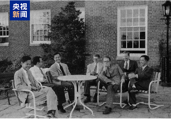 烧毁好意思国籍,杨振宁为何看好中国? 心胸家国归故我