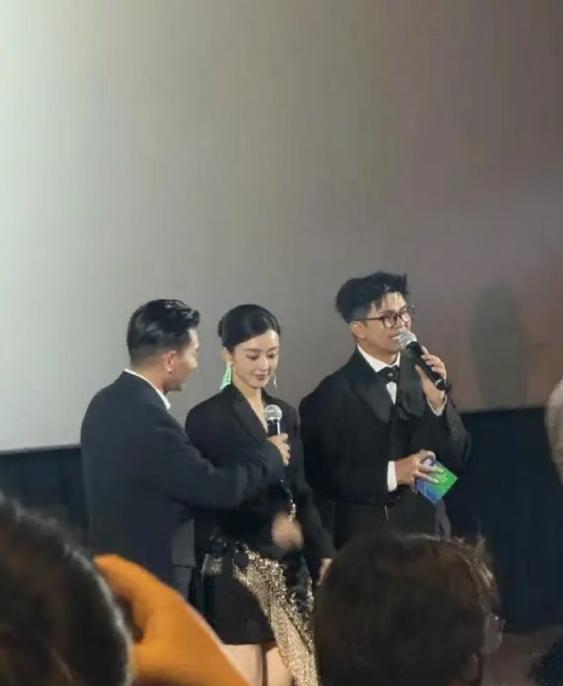 趙麗穎離異后戀情首曝光,，意思《喬妍的心事》的導(dǎo)演趙德胤