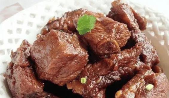 牛肉炖成柴硬难嚼？4种香料放一放，嫩滑入味香到爆