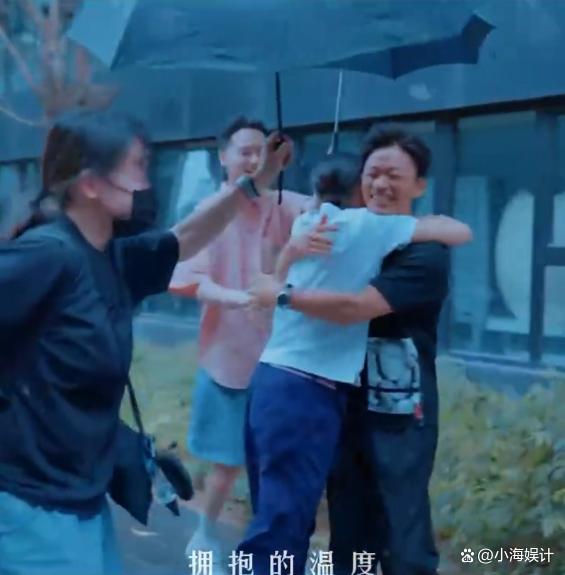 刘若英王宝强神仙姐弟情，二人合唱新片宣传曲