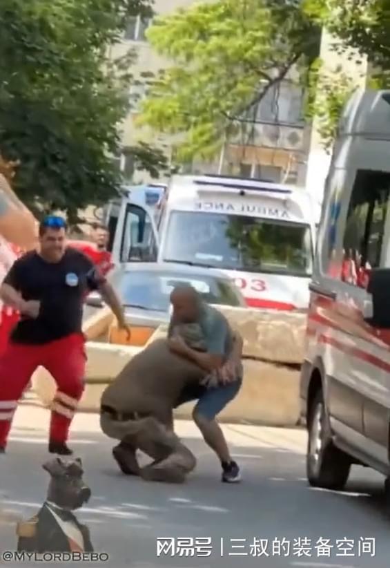 乌克兰征兵官与医护人员大打出手 前线人员招募乱象