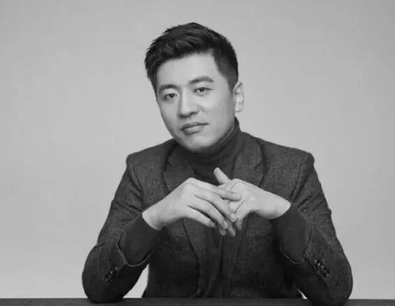 张雪峰离世留下的生意与争议 草根导师的未解之困