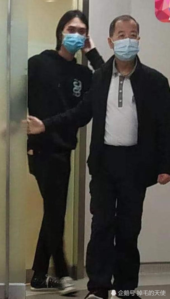 吳孟達(dá)離世后家人分遺產(chǎn)?好友辟謠:假的!遺囑已經(jīng)立好