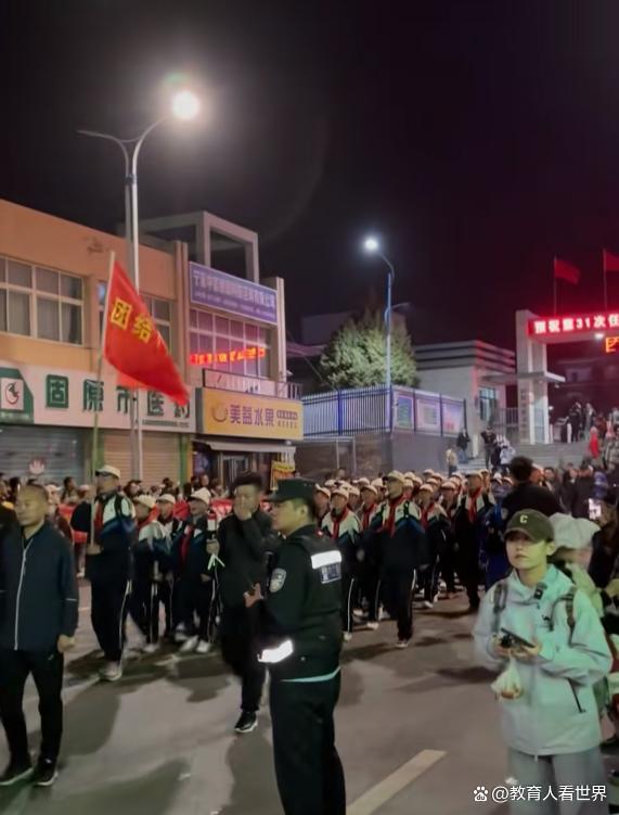 徒步祭英烈太折腾?钧正平硬核回应