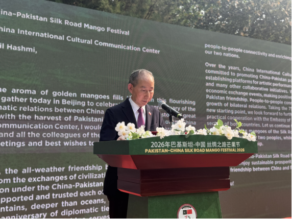 龙宇翔出席巴基斯坦—中国丝绸之路芒果节