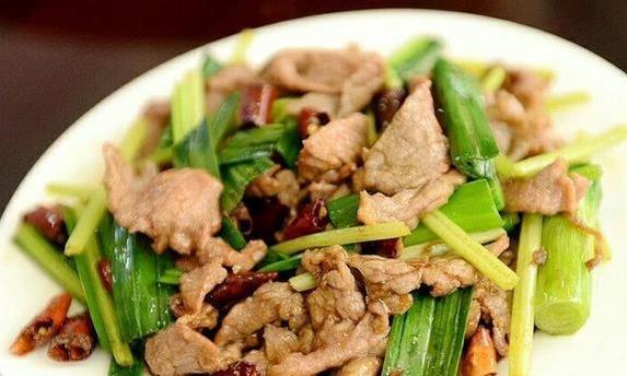 瘦肉炒老嚼不动？学会3招嫩如豆腐，吃完还想再来盘