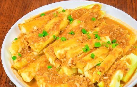 7分钟蒸出美味蒜泥茄子，香嫩不腻全家抢着吃，你会做吗？