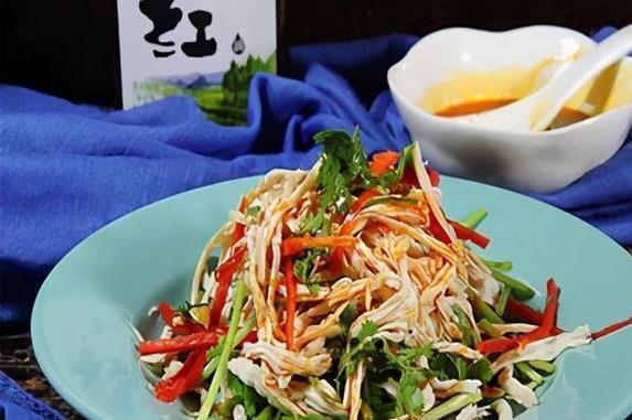 鸡腿这样吃热量超低，味道完胜红烧肉，减肥也能大口吃？