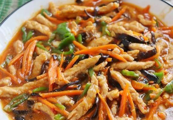 鱼香肉丝超简单做法，半小时搞定，饭店味道轻松到家