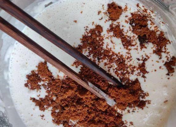 小时候的红糖发糕，3步做出口感弹软，你家还做吗？