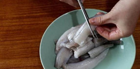 豆腐鱼这样做，外酥里嫩，连邻居都来问做法！