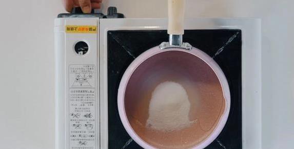周末宅家做甜品，焦糖布丁蛋糕超简单，甜到心动你试了吗