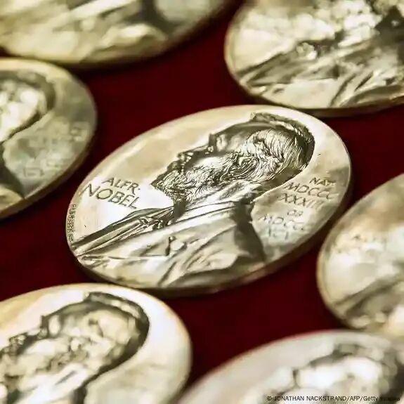 诺贝尔和平奖揭晓,特朗普为何没能拿下?多方造势未果