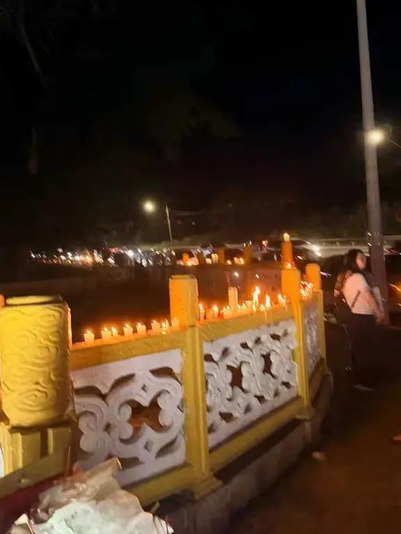 直击巴拿马华人纪念碑拆毁现场 华侨华人抗议拆除