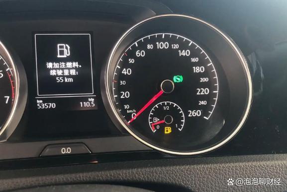 油价大幅下调 最高降幅0.21元/升 加油站将迎加油高峰