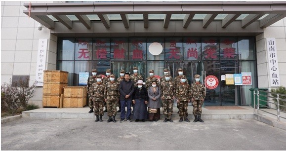血库告急，西藏总队山南支队官兵为藏族同胞献血