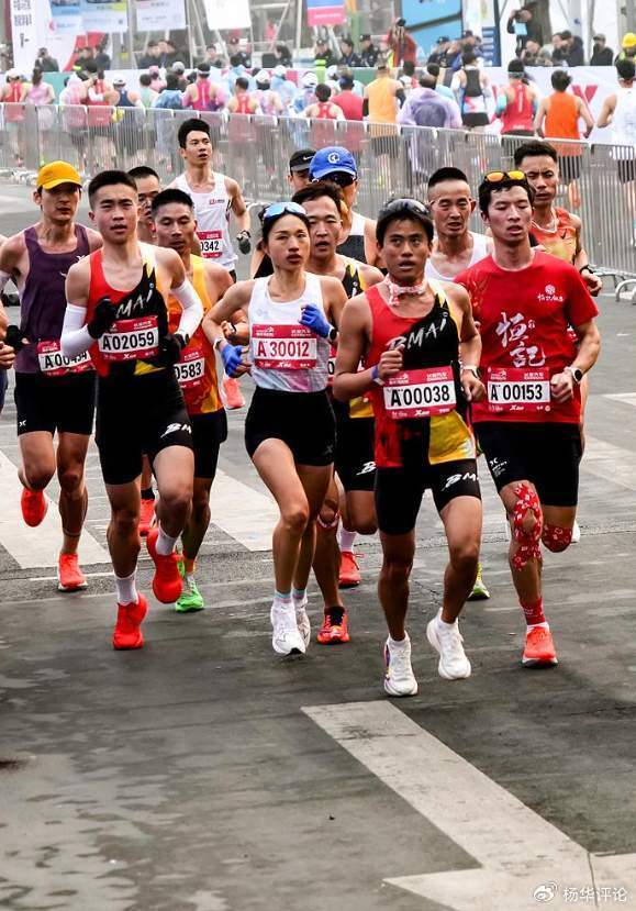 获2.19万奖金！张水华重马创糊口第二好收成 伤病缠身仍惊艳赛场