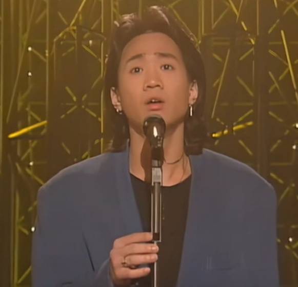 黄贯中发文悼念黄家驹逝世32周年