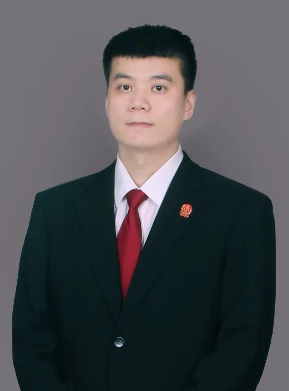 配偶闹仳离2岁娃被丢法院整夜 法官姆妈的柔和守护