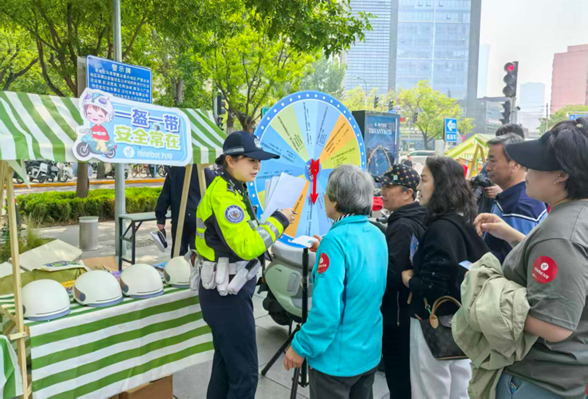 北京一季度电动自行车事故已致44人死亡！新规强调佩戴头盔