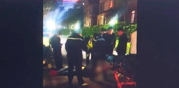 男子醉酒骑车被绊倒致残索赔40余万 物业堆放树枝惹争议