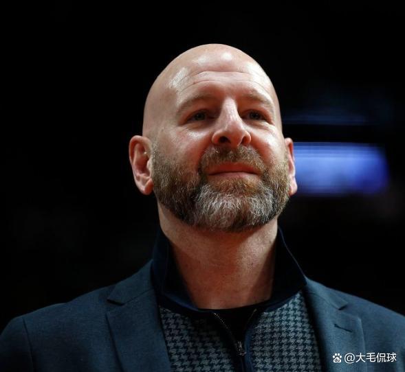 杨瀚森季后赛篮板破8年荒 59秒的关键时刻