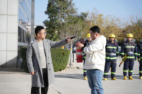 以“演”筑防 以“练”备战 西安经开区开展校外培训机构消防宣传月活动