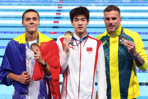 美教练曾说中国人练100米自由泳没前途 潘展乐：因为他的这句话，我就练到现在