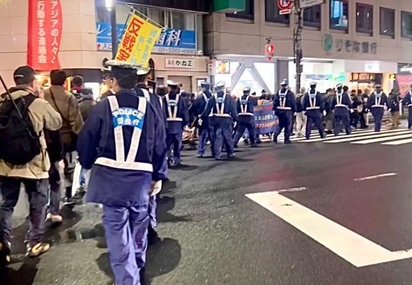 日本人连日抗议日美首脑会谈，反对延长军备