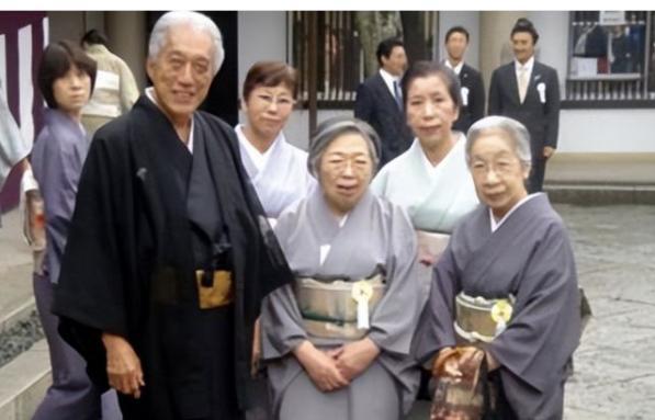 日本老人的“极简晚餐”，日本人长寿的原因有6点