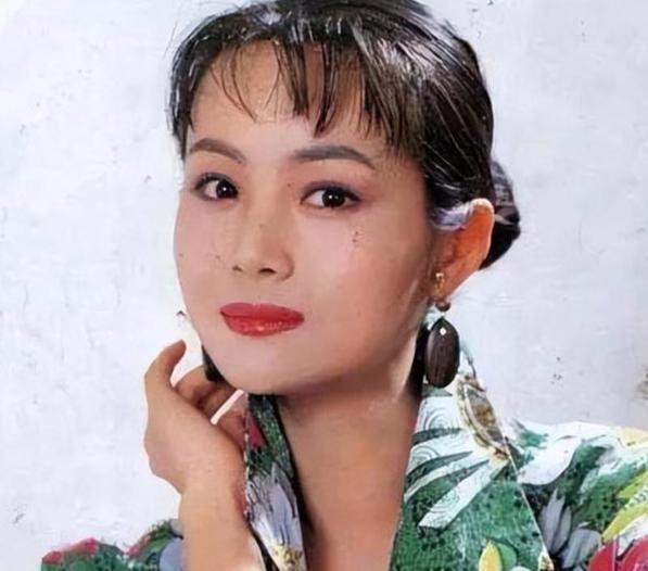 原来奚望是故人之女 《我的山与海》中演技获赞