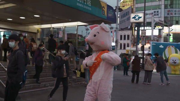 分手1年 罗志祥靠吃老本苦撑 周扬青事业运大开