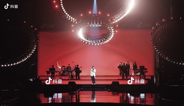 抖音直播在哪里放音樂抖音怎么直播讓別人唱歌 運營百科