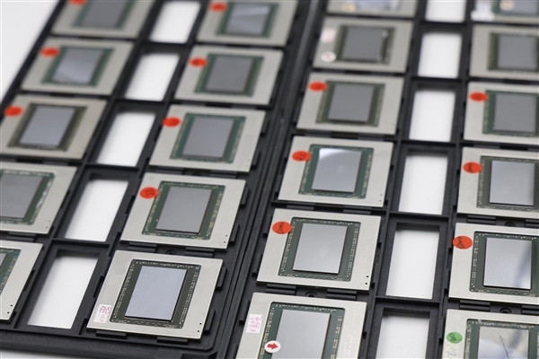 西風顯卡展出AMD顯卡成堆的屍體！號稱從不拒保