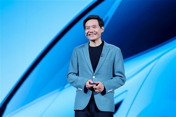 小米汽车跑1313公里只充一次电 挑战成功雷军激动破音