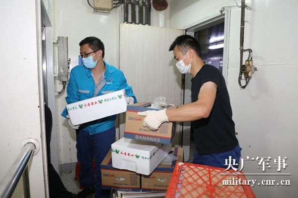 远望5号船再度起航执行海上测控任务