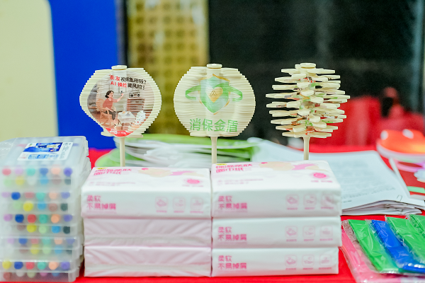 “金融安全号”地铁专列启航！广发银行武汉分行沉浸式互动课堂“开进”武汉地铁