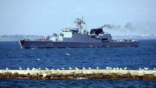 俄在黑海跟踪意大利军舰