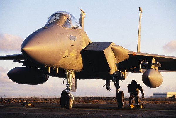 日本启动F-15战机升级项目