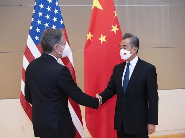 当地时间9月23日,王毅在中国常驻联合国代表团驻地会见布林肯中美友好