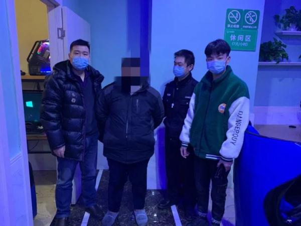 男子妄想一夜暴富，竟多次盗窃彩票店