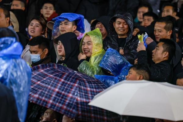 “村BA”总冠军诞生 奖品有香米鱼和鸭 被赞接地气