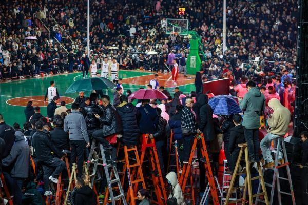 “村BA”总冠军诞生 奖品有香米鱼和鸭 被赞接地气