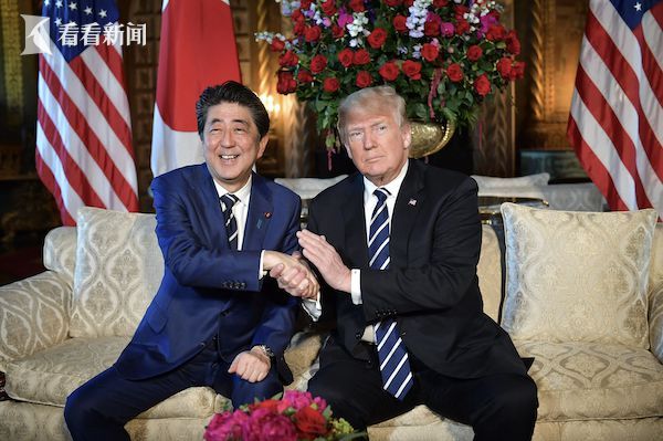 安倍送的高尔夫球杆找到了 瞒报100多件礼物！特朗普准备上交安倍送的球杆