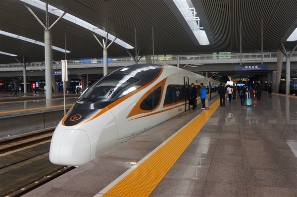 上海杭州之间或建世界首条超级高铁：真空隧道时速1000公里，全程仅9分钟