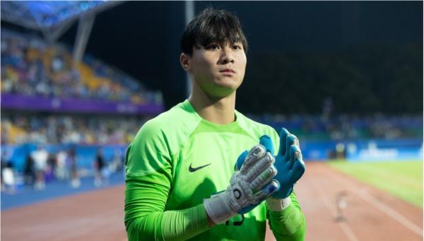 中国香港队门将落泪致歉香港市民已经很满意了