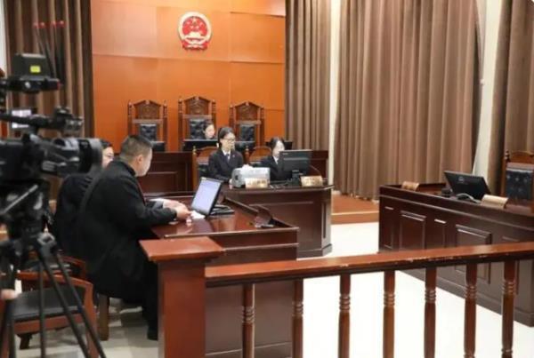 热搜,两名大学生合买彩票,中奖后一人不认账,法院:应均分